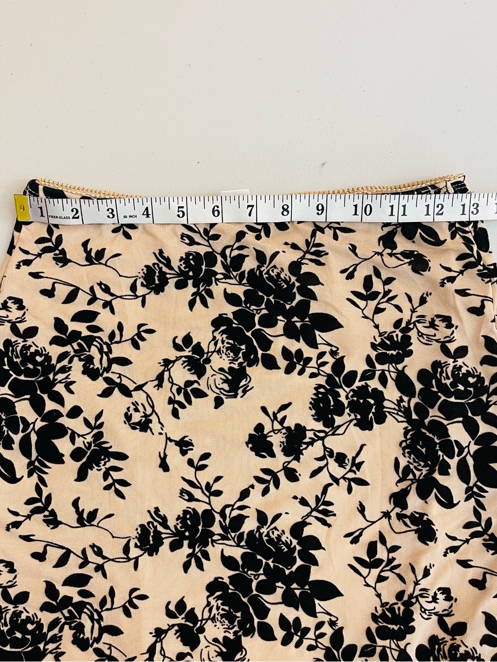 Blush Floral Skirt with Black Velvet Print Women Size Small Y2K Casual - Picture 7 of 8